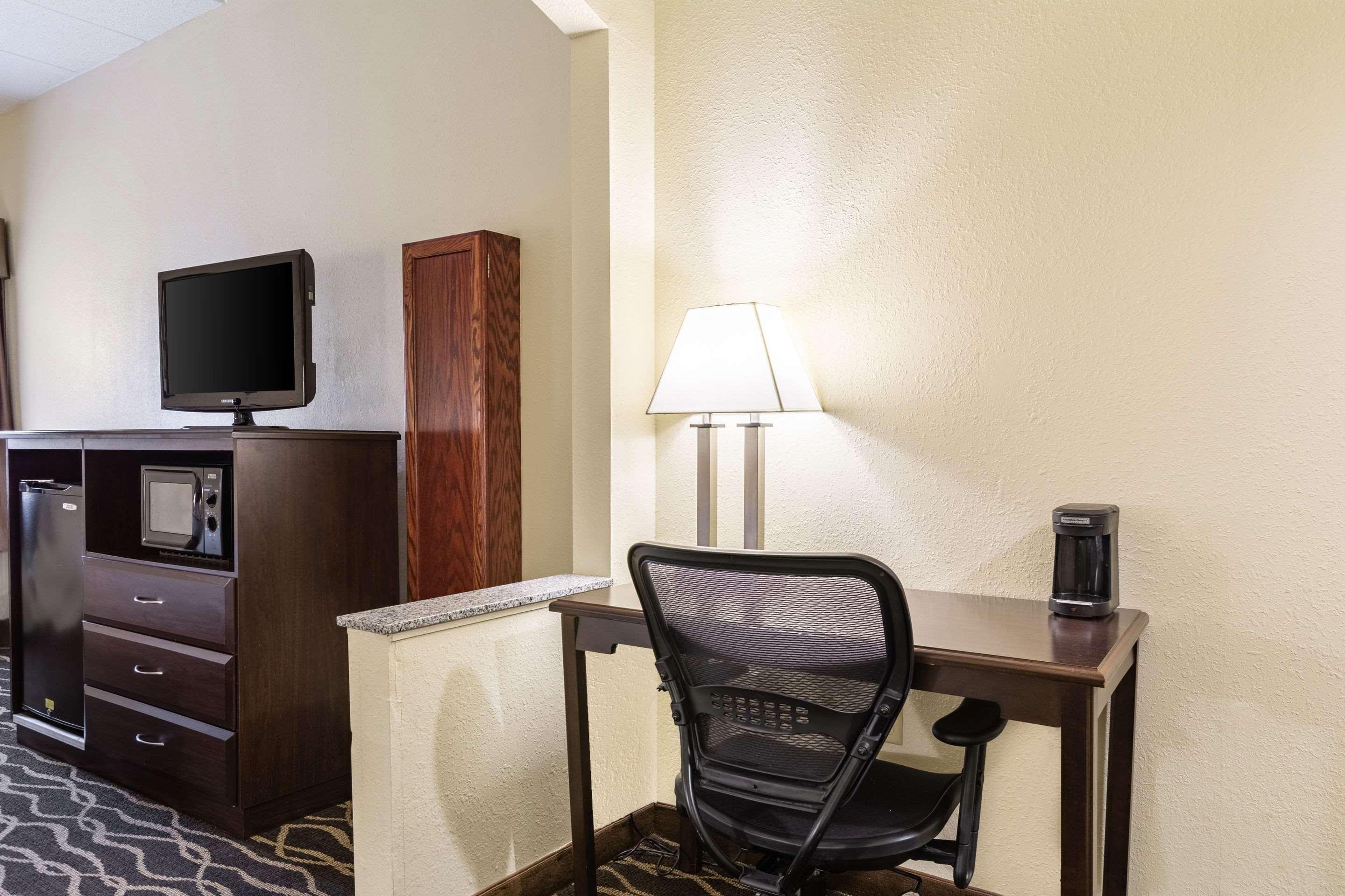 Quality Inn & Suites Southport Indianapolis Dış mekan fotoğraf