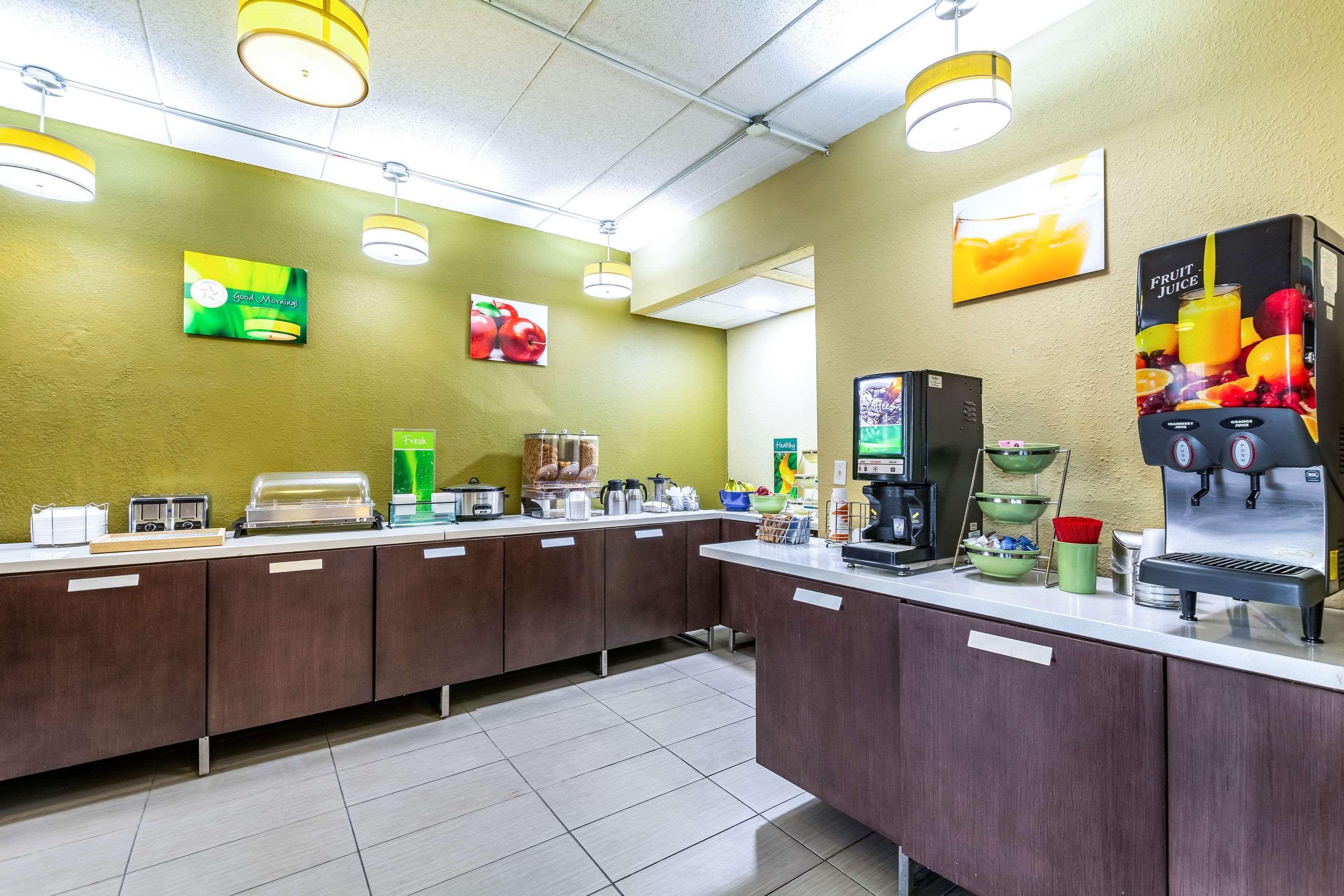 Quality Inn & Suites Southport Indianapolis Dış mekan fotoğraf
