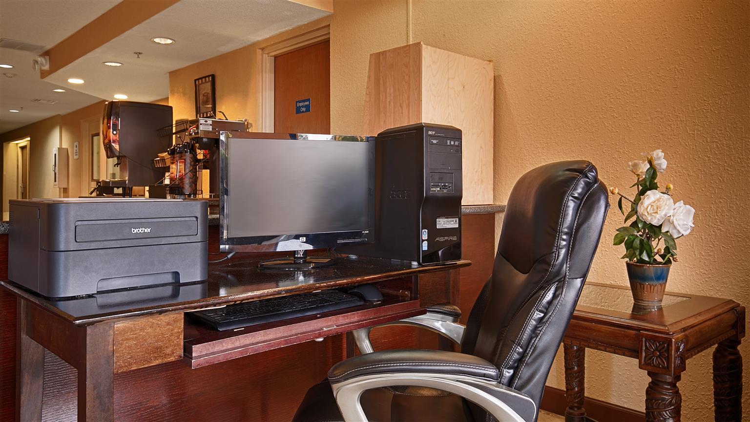 Quality Inn & Suites Southport Indianapolis Konforlar fotoğraf